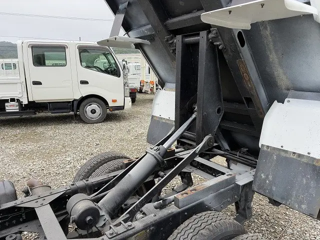 いすゞ エルフ TKG-NJR85AN(2WD)の写真35