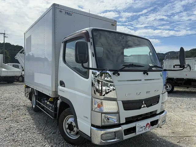三菱 キャンター TPG-FBA00(2WD)の写真3