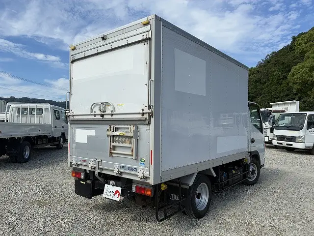三菱 キャンター TPG-FBA00(2WD)の写真8
