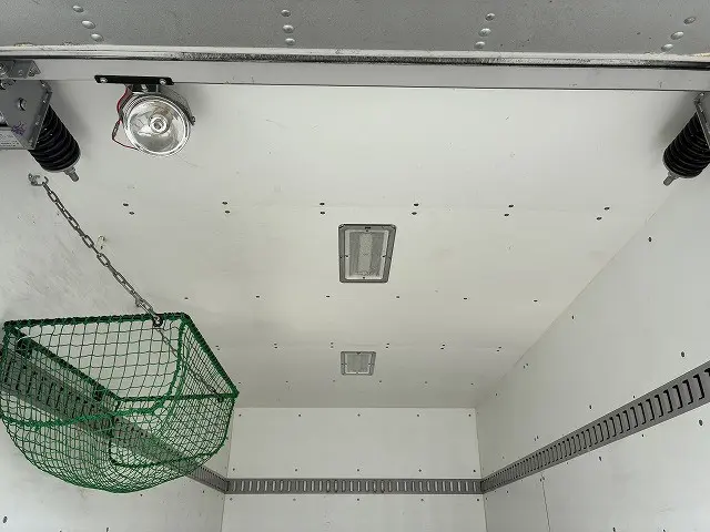 三菱 キャンター TPG-FBA00(2WD)の写真17