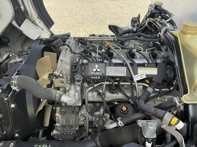 三菱 キャンター TPG-FBA00(2WD)の写真23