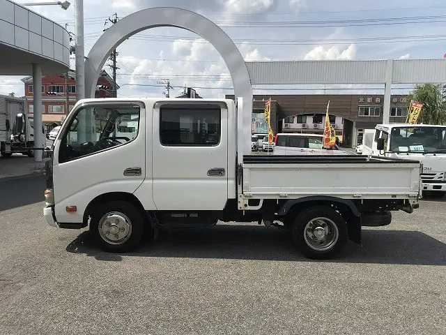 トヨタ ダイナ SKG-XZU605(2WD)の写真7