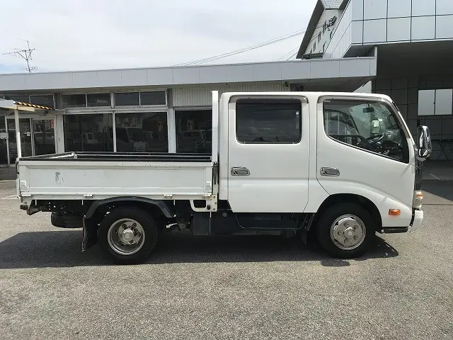 トヨタ ダイナ SKG-XZU605(2WD)の写真8