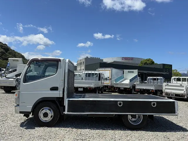 三菱 キャンター TPG-FDA00(4WD)の写真11