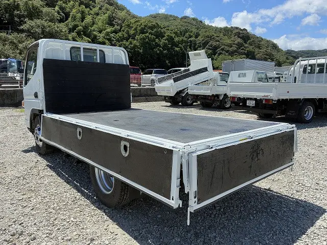 三菱 キャンター TPG-FDA00(4WD)の写真13