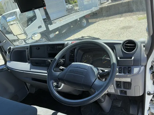 三菱 キャンター TPG-FDA00(4WD)の写真32
