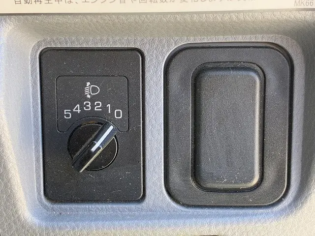 三菱 キャンター TPG-FDA00(4WD)の写真36
