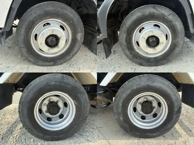 いすゞ フォワード PKG-FRR90S1(2WD)の写真17