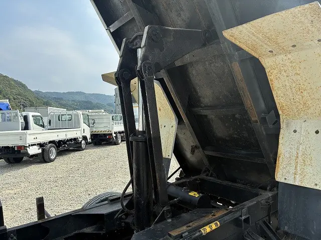 いすゞ フォワード PKG-FRR90S1(2WD)の写真26