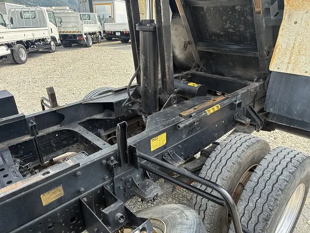 いすゞ フォワード PKG-FRR90S1(2WD)の写真27