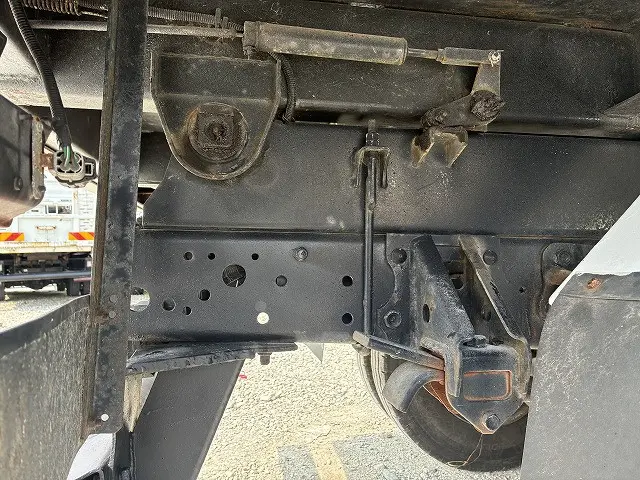 いすゞ フォワード PKG-FRR90S1(2WD)の写真44
