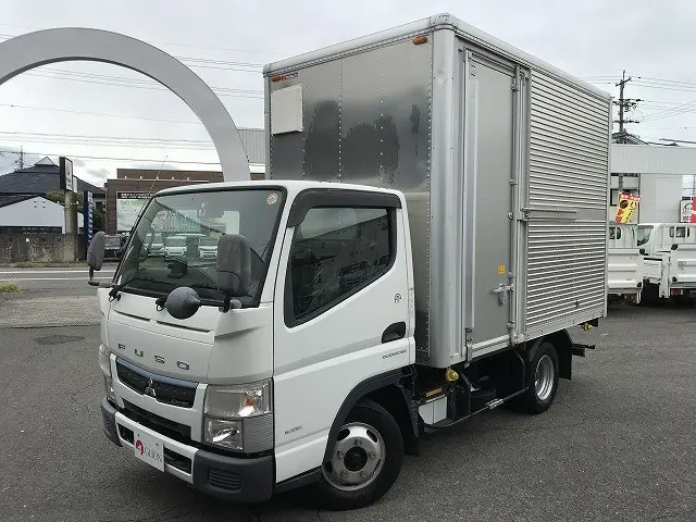 三菱 キャンター TPG-FBA20(2WD)の写真1