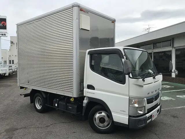 三菱 キャンター TPG-FBA20(2WD)の写真3