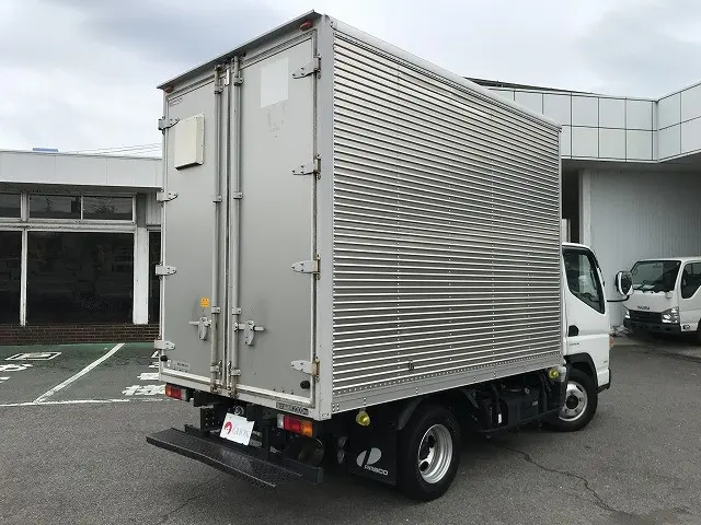 三菱 キャンター TPG-FBA20(2WD)の写真8