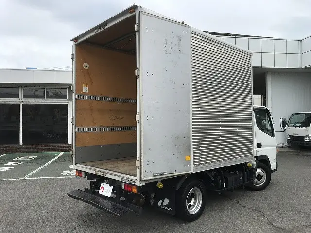 三菱 キャンター TPG-FBA20(2WD)の写真15