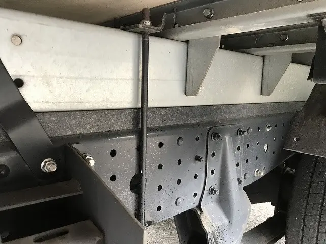 三菱 キャンター TPG-FBA20(2WD)の写真35