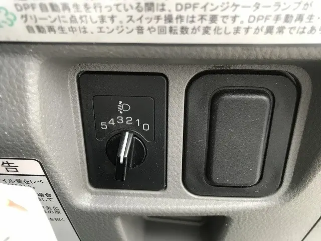 三菱 キャンター TPG-FBA20(2WD)の写真39