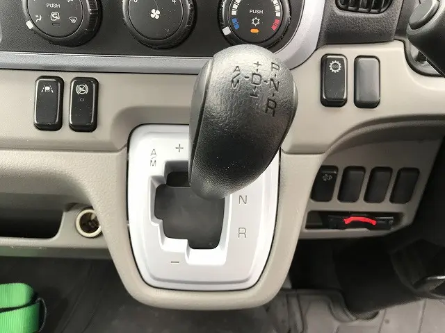 三菱 キャンター TPG-FBA20(2WD)の写真42