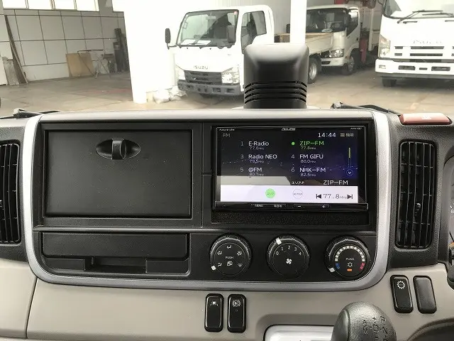三菱 キャンター TPG-FBA20(2WD)の写真45