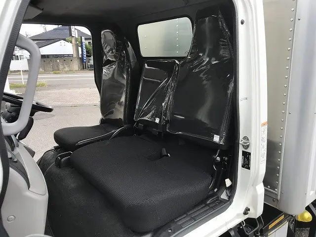 三菱 キャンター TPG-FBA20(2WD)の写真48