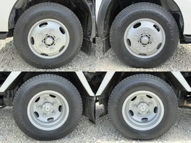 日野 デュトロ TKG-XZU600X(2WD)の写真34
