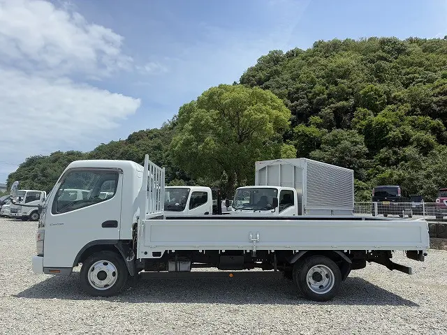 三菱 キャンター BKG-FE82BS(2WD)の写真4