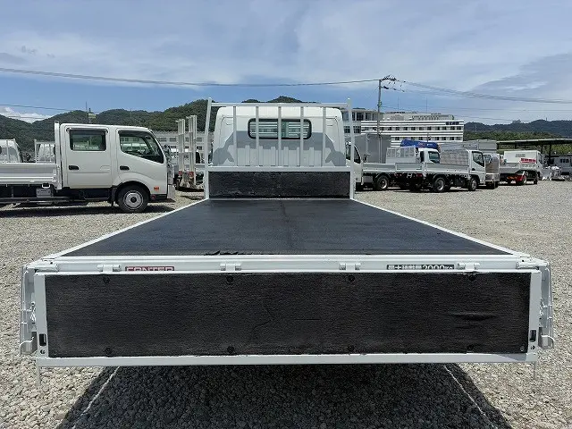 三菱 キャンター BKG-FE82BS(2WD)の写真14
