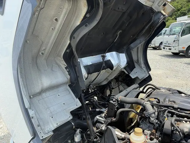 三菱 キャンター BKG-FE82BS(2WD)の写真19