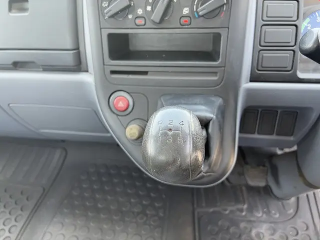 三菱 キャンター BKG-FE82BS(2WD)の写真32