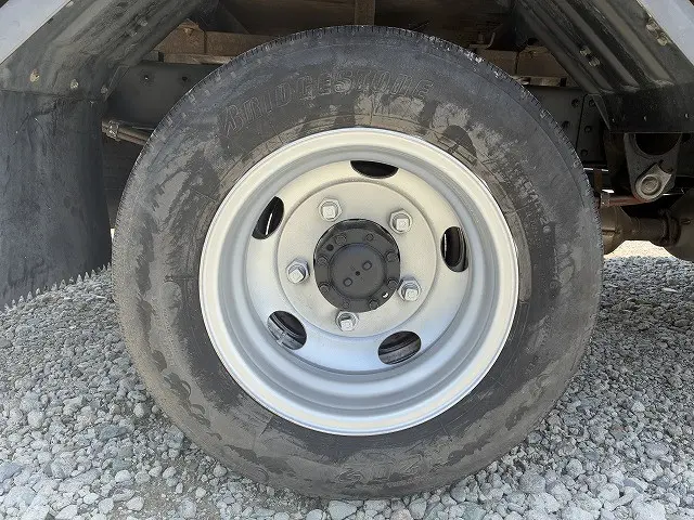 三菱 キャンター BKG-FE82BS(2WD)の写真37