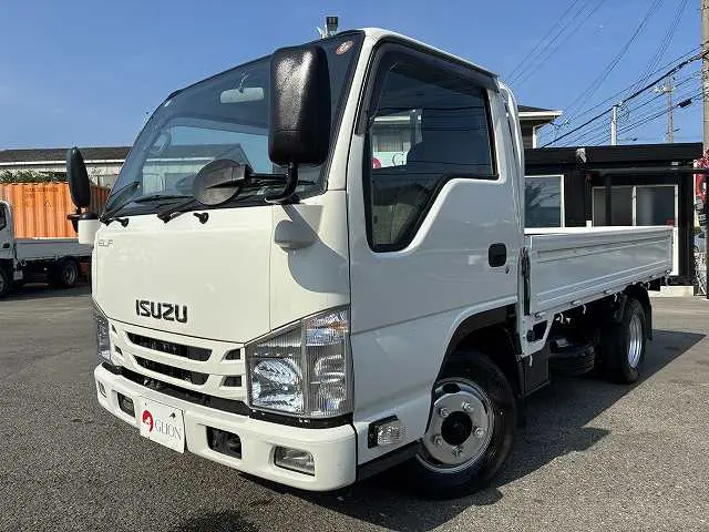 いすゞ エルフ 2RG-NHR88A(2WD)の写真1