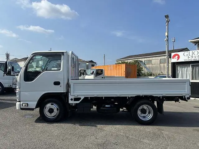 いすゞ エルフ 2RG-NHR88A(2WD)の写真4