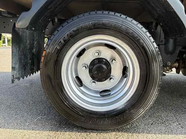 いすゞ エルフ 2RG-NHR88A(2WD)の写真37
