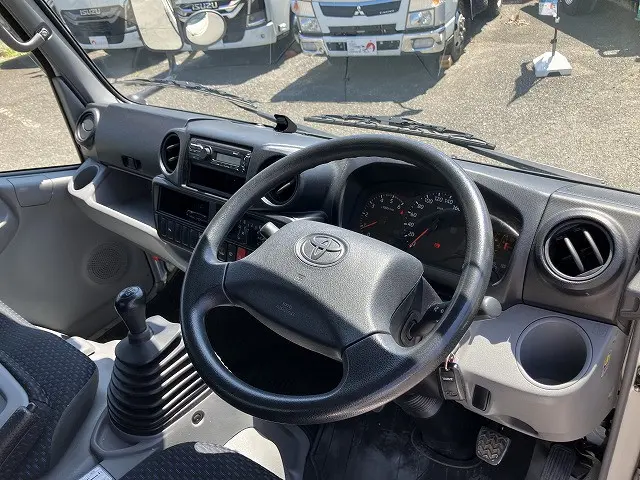 トヨタ ダイナ 2PG-GDY281(4WD)の写真36