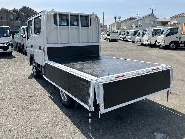三菱 キャンター TPG-FBA20(2WD)の写真13