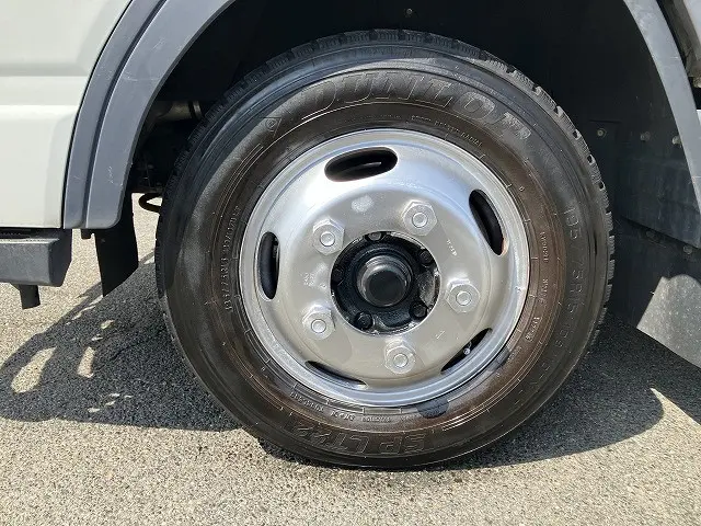 三菱 キャンター TPG-FBA20(2WD)の写真17