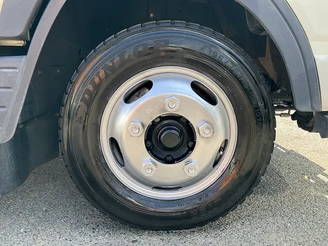 三菱 キャンター TPG-FBA20(2WD)の写真19
