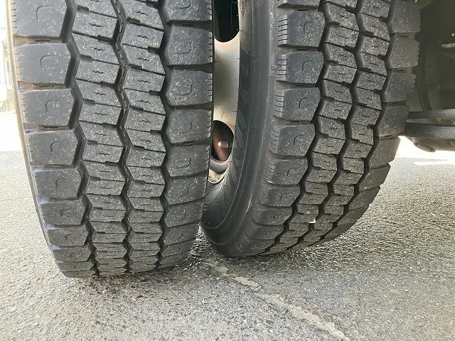 三菱 キャンター TPG-FBA20(2WD)の写真22