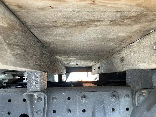 三菱 キャンター TPG-FBA20(2WD)の写真27