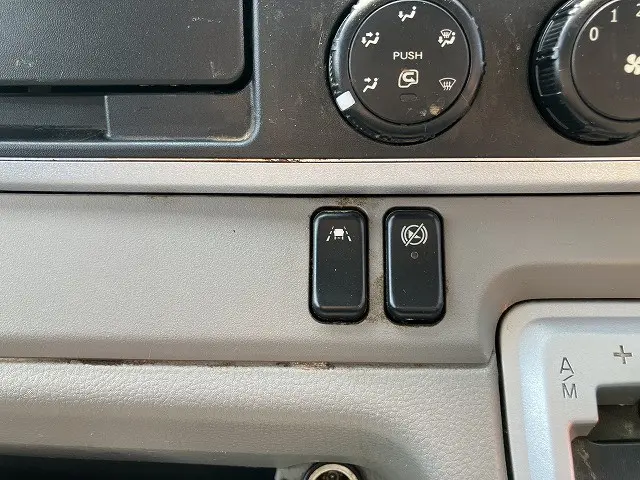 三菱 キャンター TPG-FBA20(2WD)の写真35