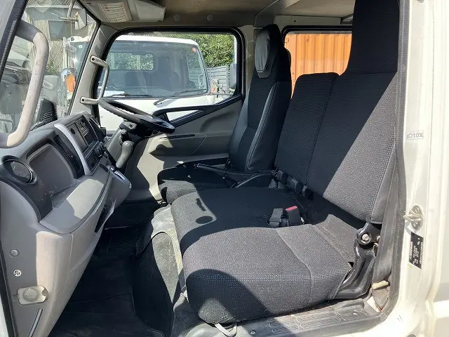 三菱 キャンター TPG-FBA20(2WD)の写真40