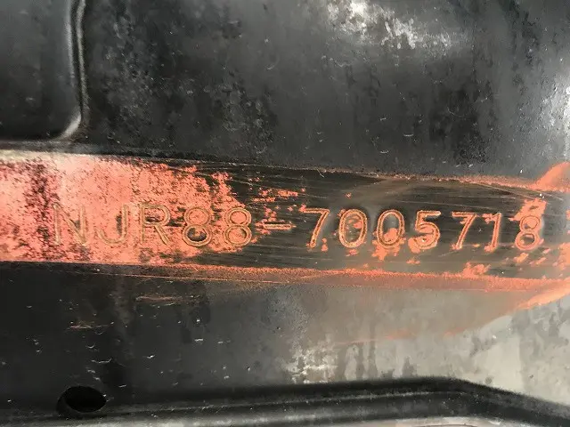 いすゞ エルフ 2RG-NJR88A(2WD)の写真20
