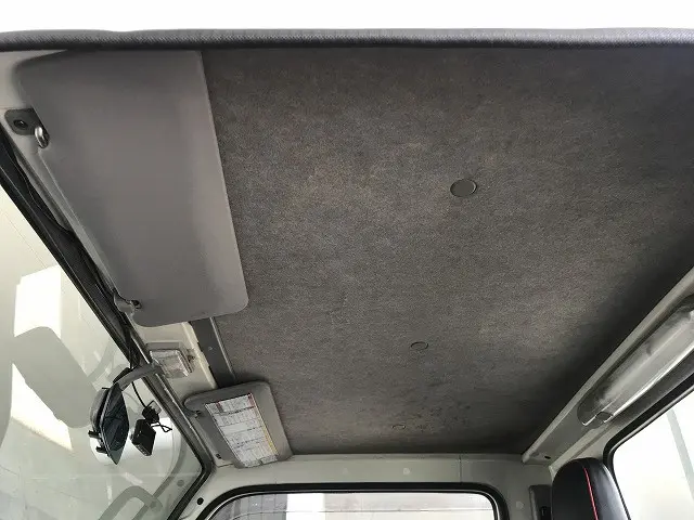 いすゞ エルフ 2RG-NJR88A(2WD)の写真35
