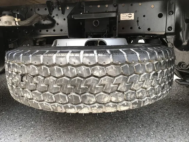 いすゞ エルフ 2RG-NJR88A(2WD)の写真44