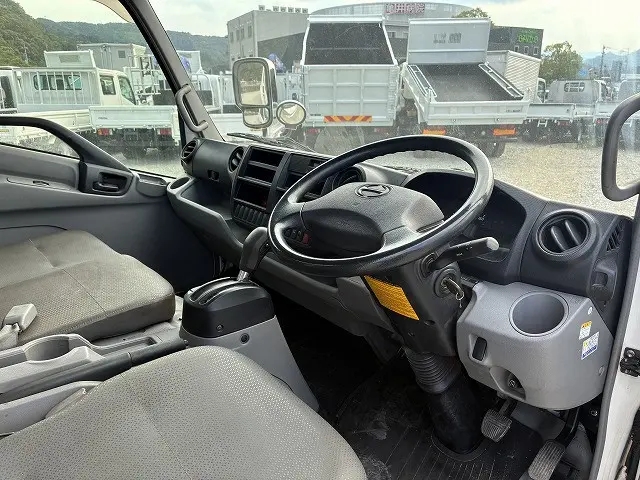 日野 デュトロ TKG-XZC710M(2WD)の写真23