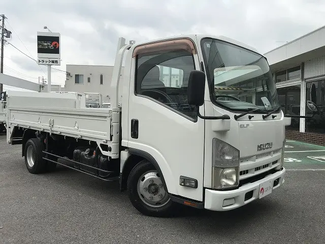 いすゞ エルフ SKG-NMR85AN(2WD)の写真3