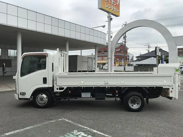 いすゞ エルフ SKG-NMR85AN(2WD)の写真4