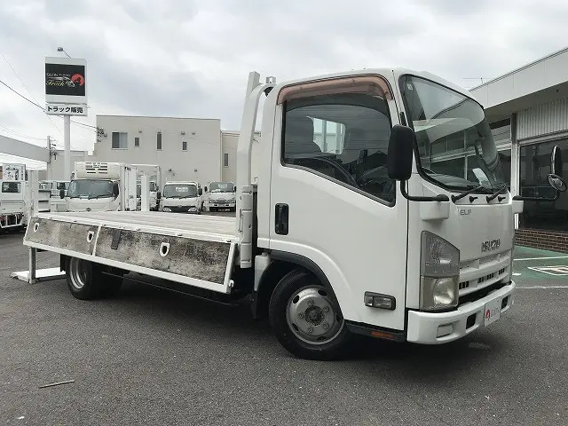 いすゞ エルフ SKG-NMR85AN(2WD)の写真10