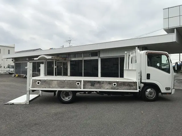 いすゞ エルフ SKG-NMR85AN(2WD)の写真12