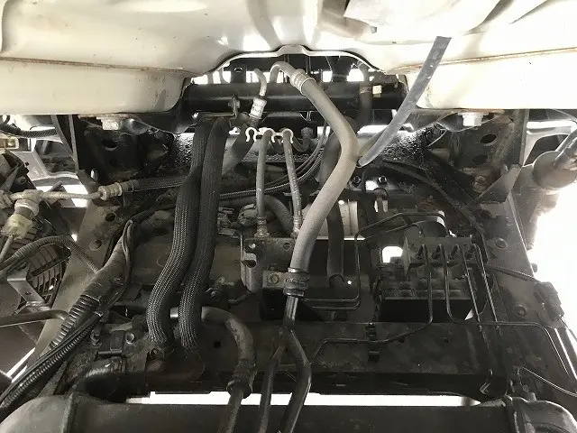 いすゞ エルフ SKG-NMR85AN(2WD)の写真24